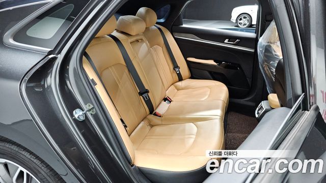 Kia K5 2021 — photo 17