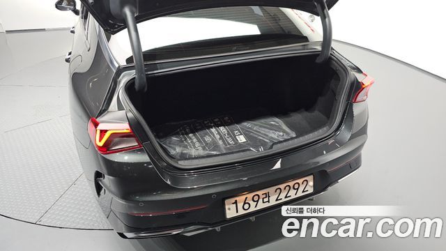 Kia K5 2021 — photo 37