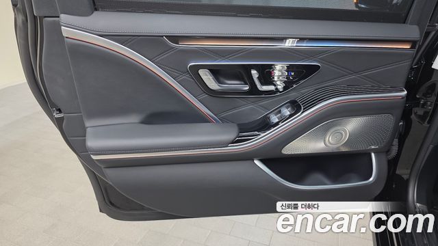 Mercedes-Benz S-Class 2022 — photo 15