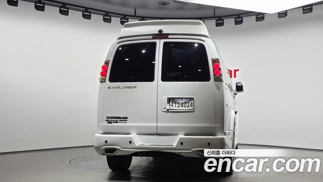 Chevrolet Express Van 2015 — photo 4