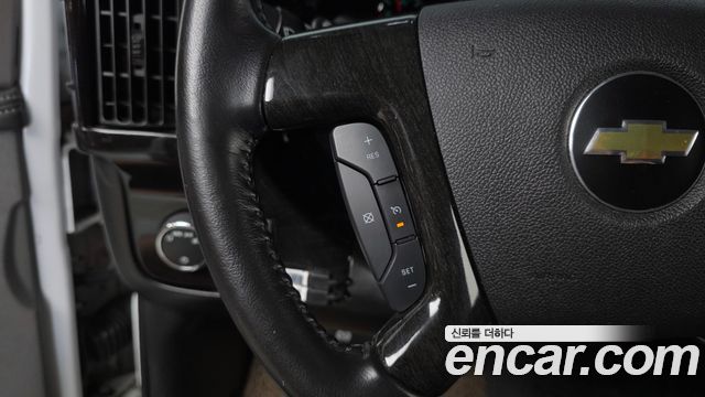 Chevrolet Express Van 2015 — photo 15