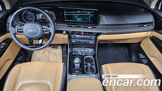 Kia Canival 2023 — photo 7