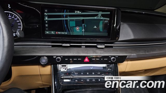 Kia Canival 2023 — photo 13