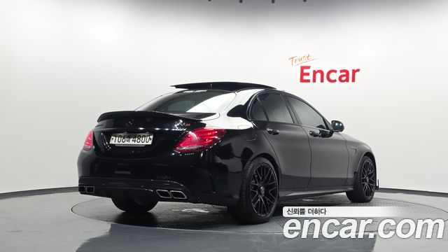Mercedes-Benz C-Class 2018 — photo 2