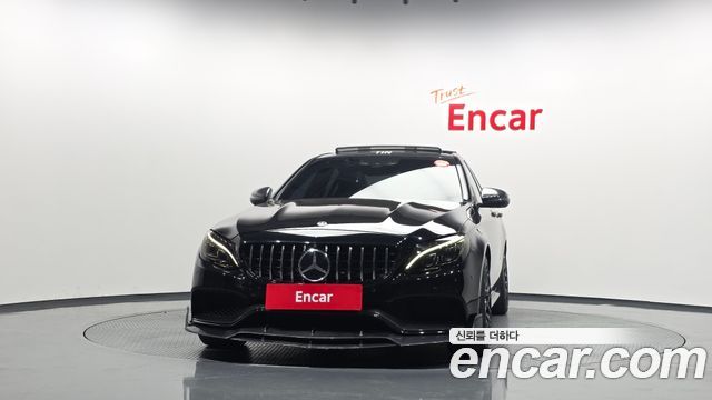 Mercedes-Benz C-Class 2018 — photo 3