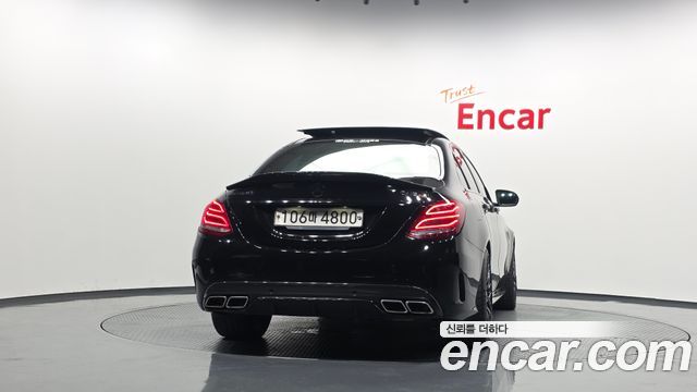 Mercedes-Benz C-Class 2018 — photo 4