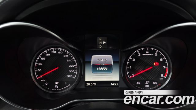Mercedes-Benz C-Class 2018 — photo 11