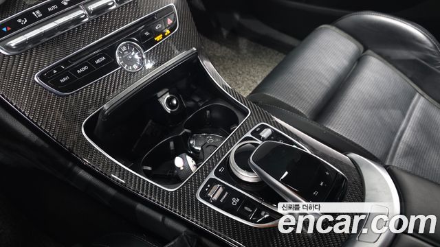 Mercedes-Benz C-Class 2018 — photo 12