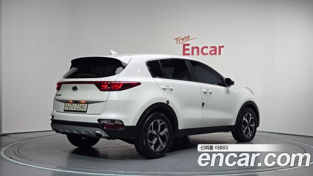 Kia Sportage 2021 — photo 2