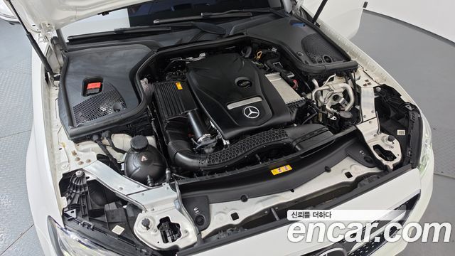 Mercedes-Benz E-Class 2020 — photo 6