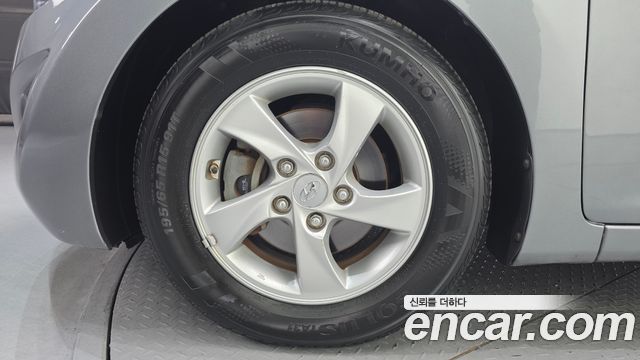 Hyundai AVANTE 2016 — photo 5