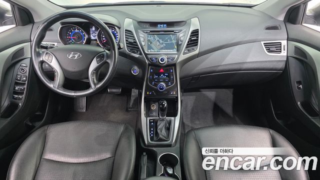 Hyundai AVANTE 2016 — photo 7
