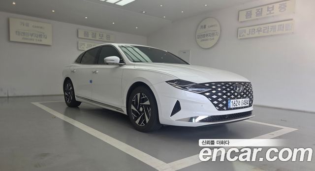 Hyundai Grandeur 2023 — photo 1