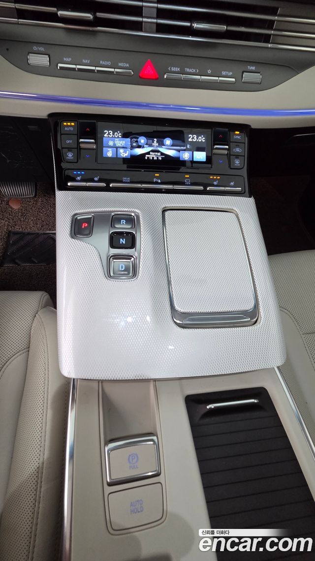 Hyundai Grandeur 2023 — photo 9