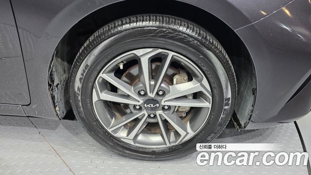 Kia K3 2023 — photo 7