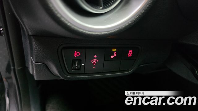 Kia K3 2023 — photo 28