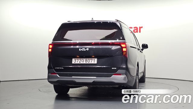 Kia Canival 2025 — photo 4