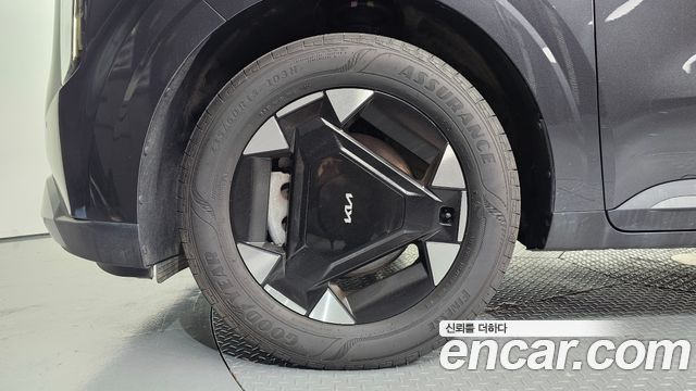 Kia Canival 2025 — photo 5