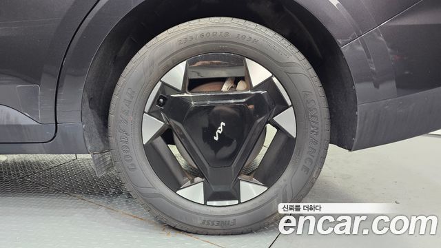 Kia Canival 2025 — photo 7