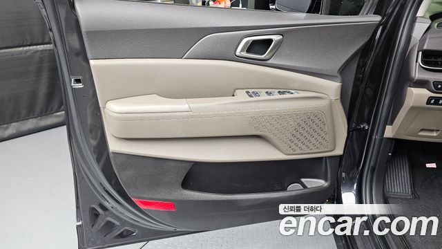 Kia Canival 2025 — photo 14