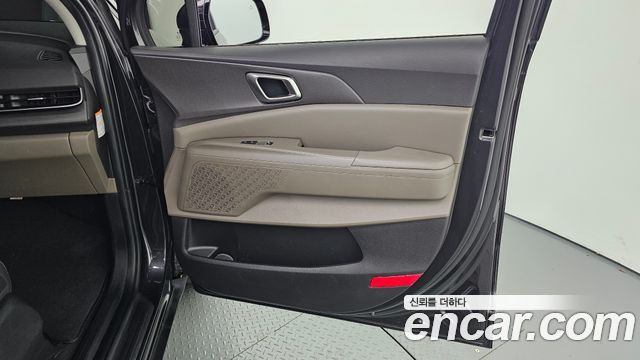 Kia Canival 2025 — photo 15