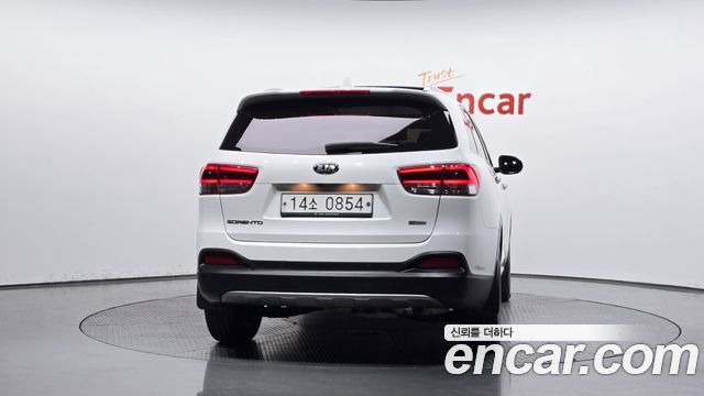 Kia Sorento 2016 — photo 4