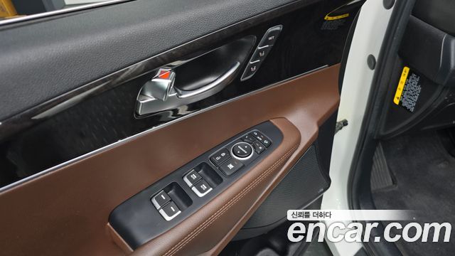Kia Sorento 2016 — photo 21