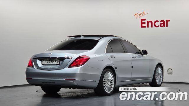 Mercedes-Benz S-Class 2015 — photo 2