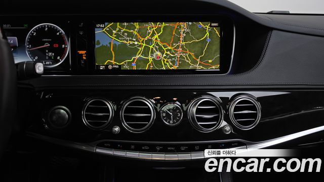Mercedes-Benz S-Class 2015 — photo 14