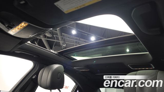 Mercedes-Benz S-Class 2015 — photo 18