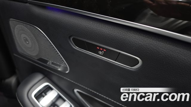 Mercedes-Benz S-Class 2015 — photo 19