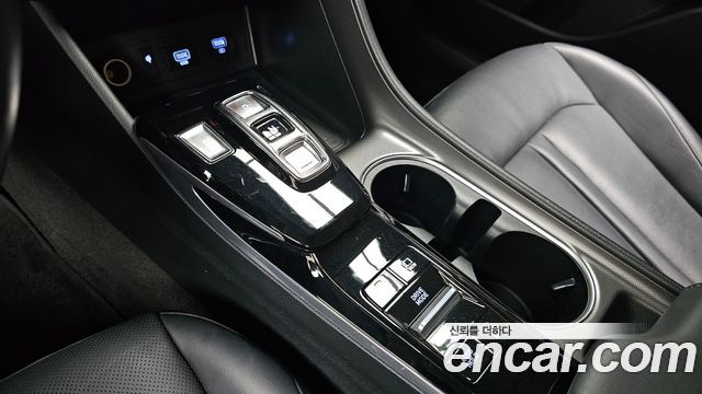 Hyundai Sonata 2022 — photo 9