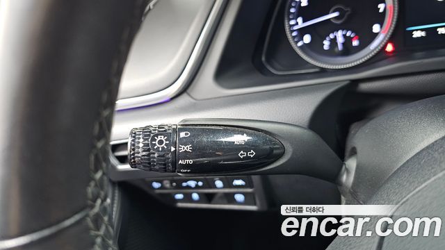 Hyundai Sonata 2022 — photo 16
