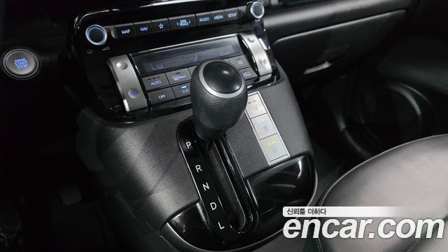 Hyundai Casper 2023 — photo 12
