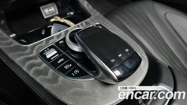 Mercedes-Benz CLS-Class 2020 — photo 22