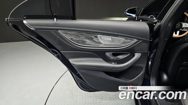 Mercedes-Benz CLS-Class 2020 — photo 15