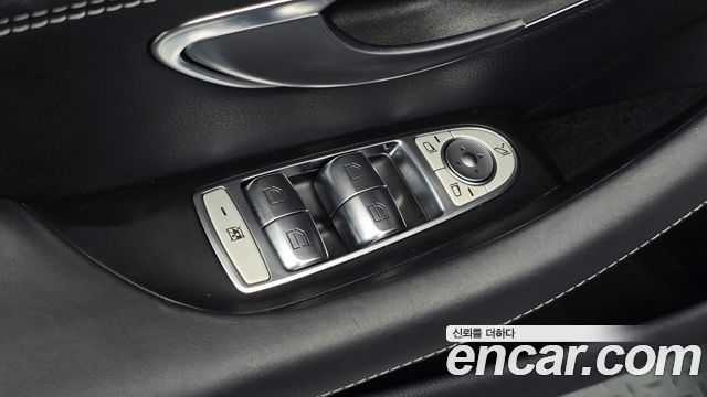 Mercedes-Benz CLS-Class 2020 — photo 27