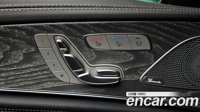 Mercedes-Benz CLS-Class 2020 — photo 28