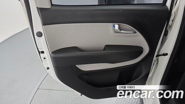 Kia RAY 2022 — photo 15