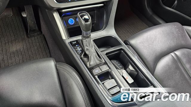 Hyundai Sonata 2016 — photo 9