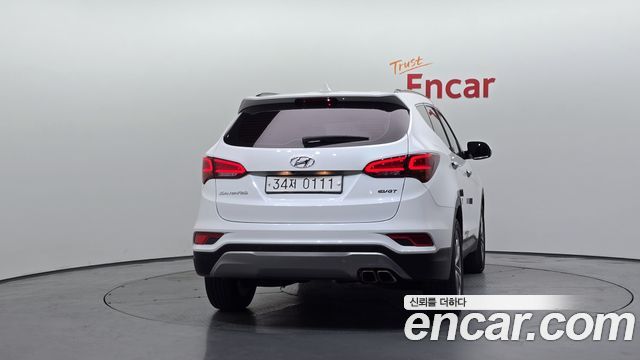 Hyundai Santafe 2017 — photo 4