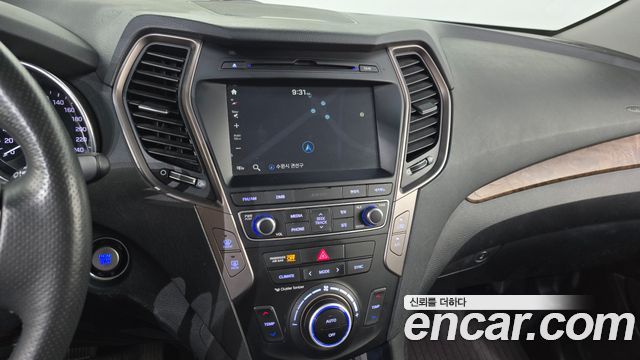 Hyundai Santafe 2017 — photo 12