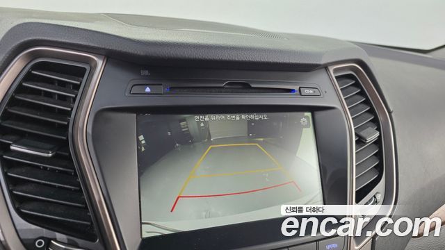 Hyundai Santafe 2017 — photo 14