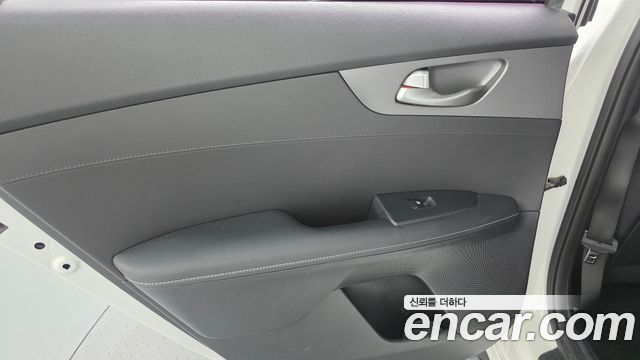 Kia K3 2020 — photo 15