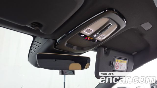Volvo XC60 2023 — photo 22