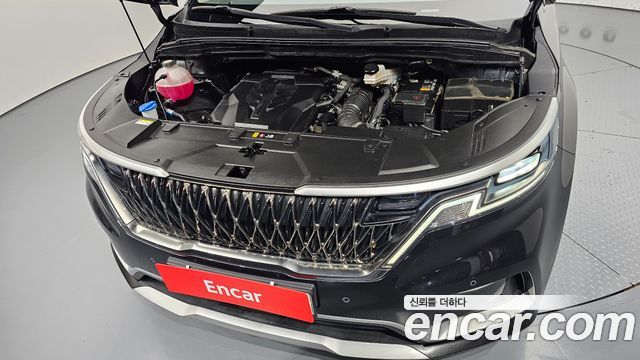Kia Canival 2023 — photo 6