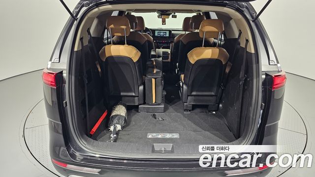 Kia Canival 2023 — photo 20