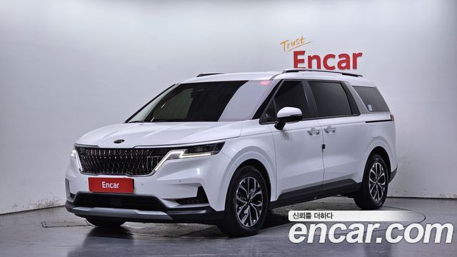 Kia Canival 2021 — photo 1