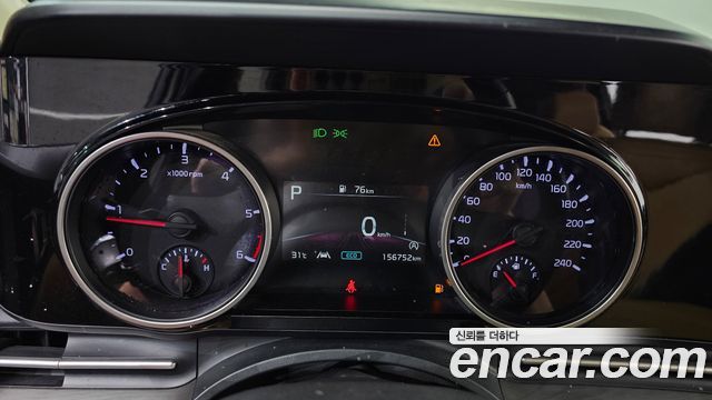 Kia Canival 2021 — photo 11