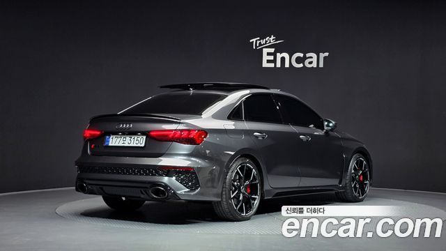 Audi RS3 2023 — photo 2